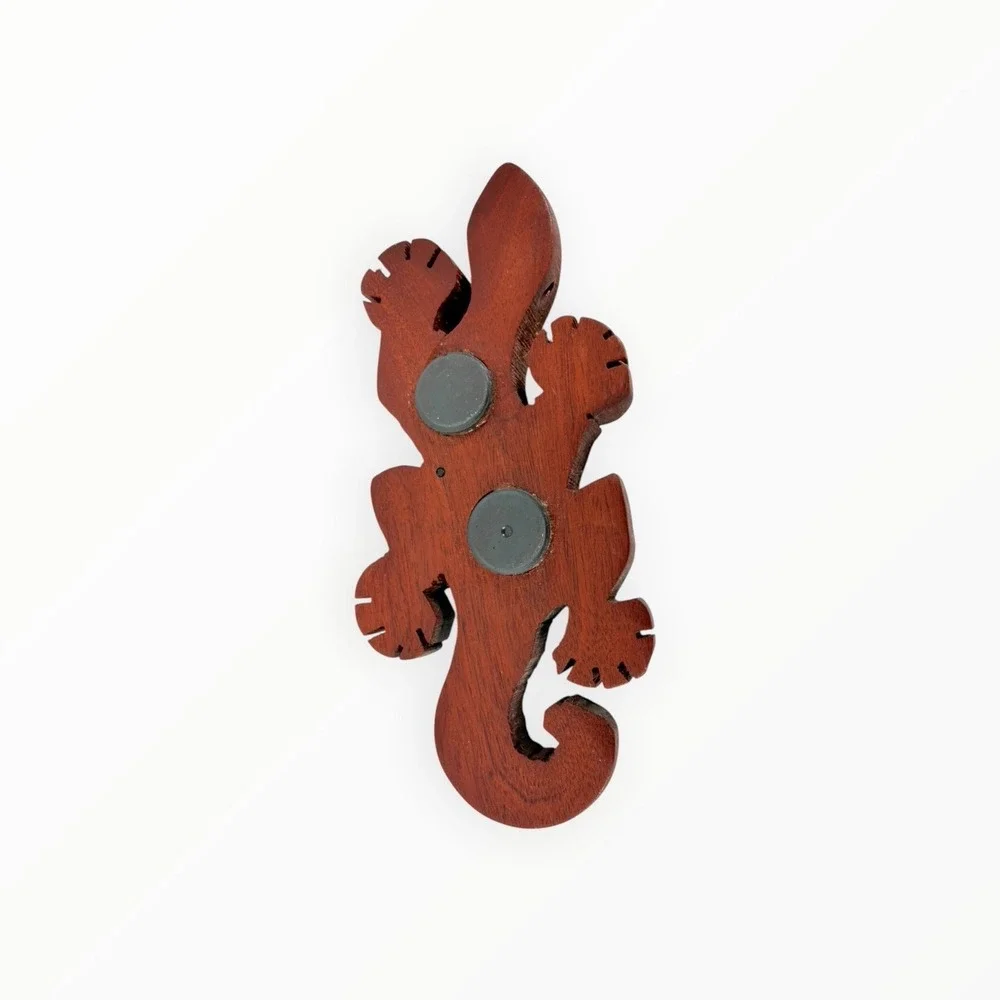 Wooden‎ Carved Lizard Refrigerator Magnet